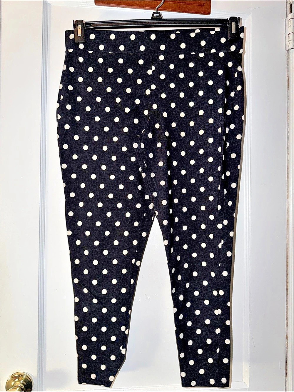 Torrid Polka Dot Leggings in Black & White Size 2X